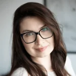 Alexandra-Emily Kokova | demand generation strategist | portrait